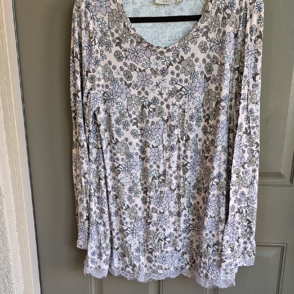 LOGO by Lori Goldstein Floral Lace Trim Blouse Pink and Gray